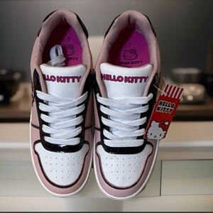 Hello Kitty Pink White Black Lace Up Sneakers SZ 7 Women’s Shoes ~NWT~